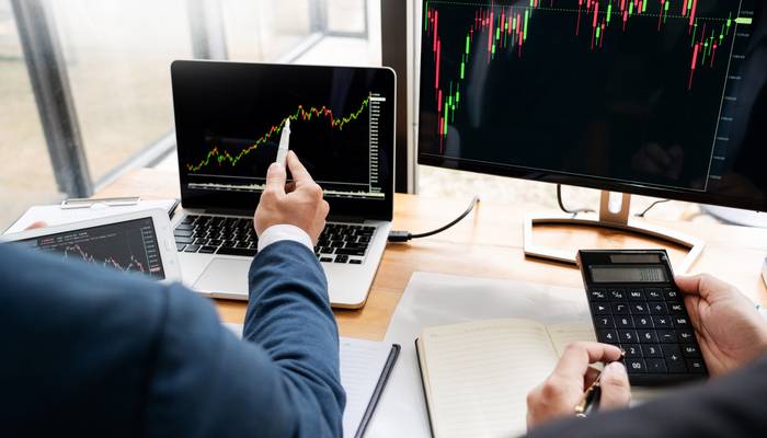 ERP Tessile: Come il Modulo Vendite Snellisce l’Order-to-Cash